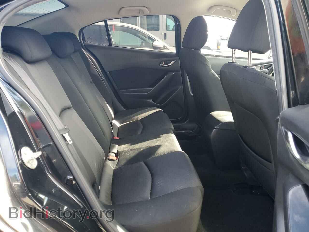 2018 MAZDA 3 - VIN: 3MZBN1U77JM215863 - Фото 10