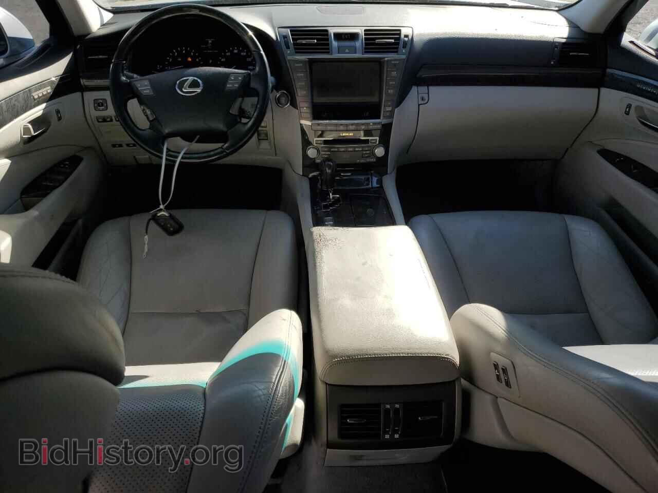 2012 LEXUS LS460 - VIN: JTHGL5EF8C5045516 - Photo 8