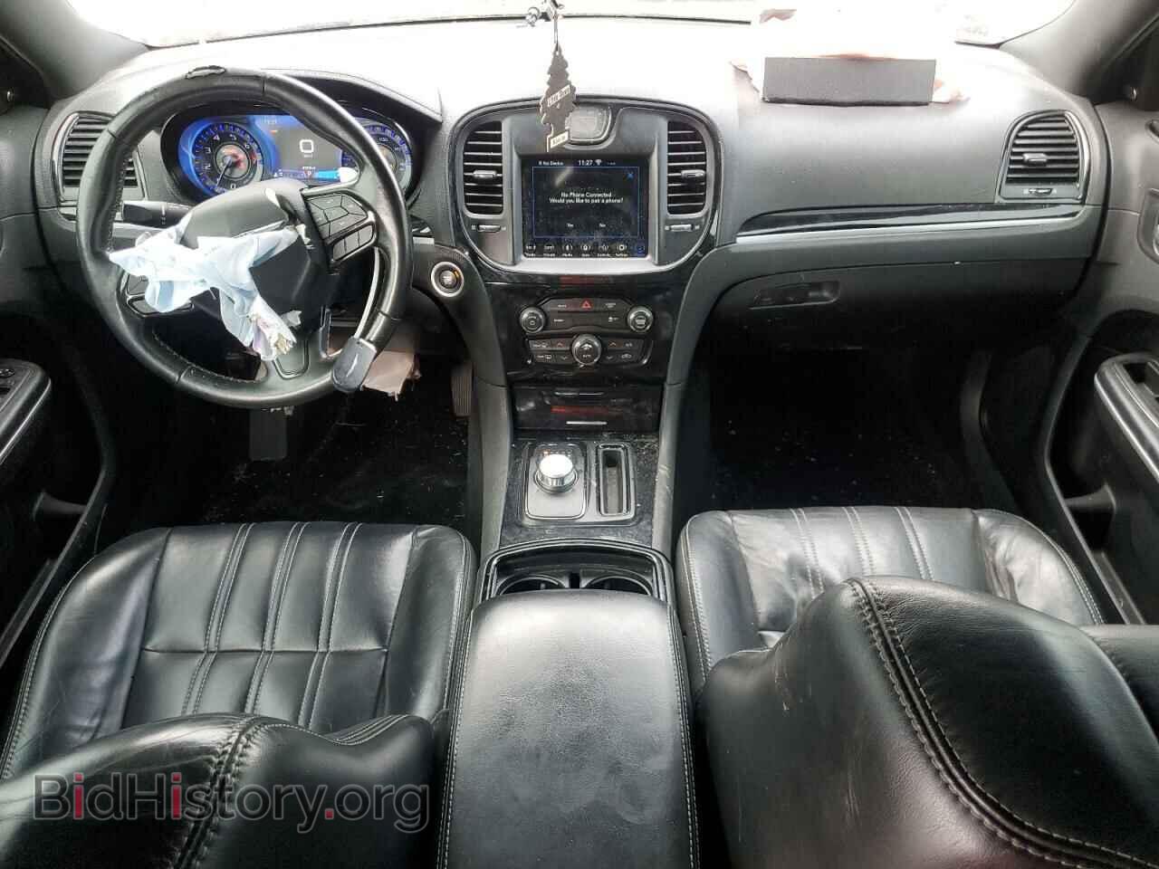 2019 CHRYSLER 300 - VIN: 2C3CCABGXKH697524 - Фото 8
