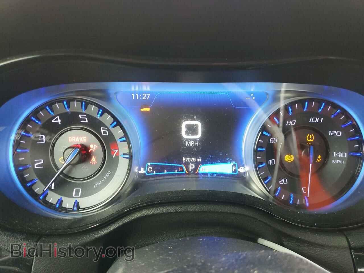 2019 CHRYSLER 300 - VIN: 2C3CCABGXKH697524 - Фото 9