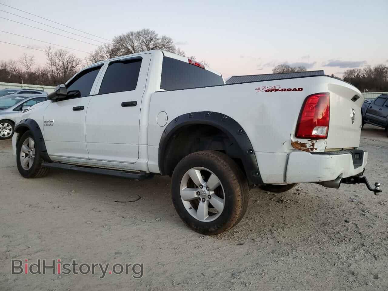 2016 RAM 1500 - VIN: 3C6RR7KT1GG158888 - Фото 2
