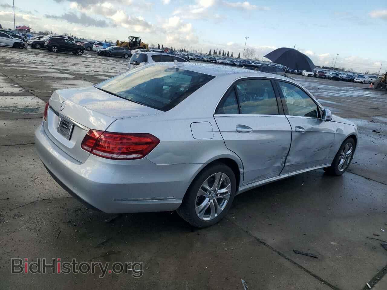 2014 MERCEDES-BENZ E-CLASS - VIN: WDDHF5KB7EA821391 - Фото 3