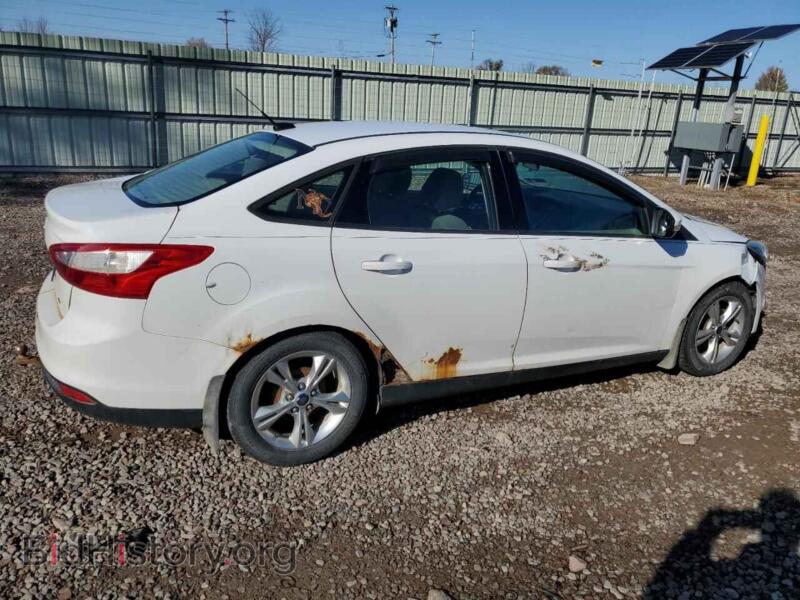 2014 Ford FOCUS (VIN 1FADP3F27EL179074) — photo 3 of 13