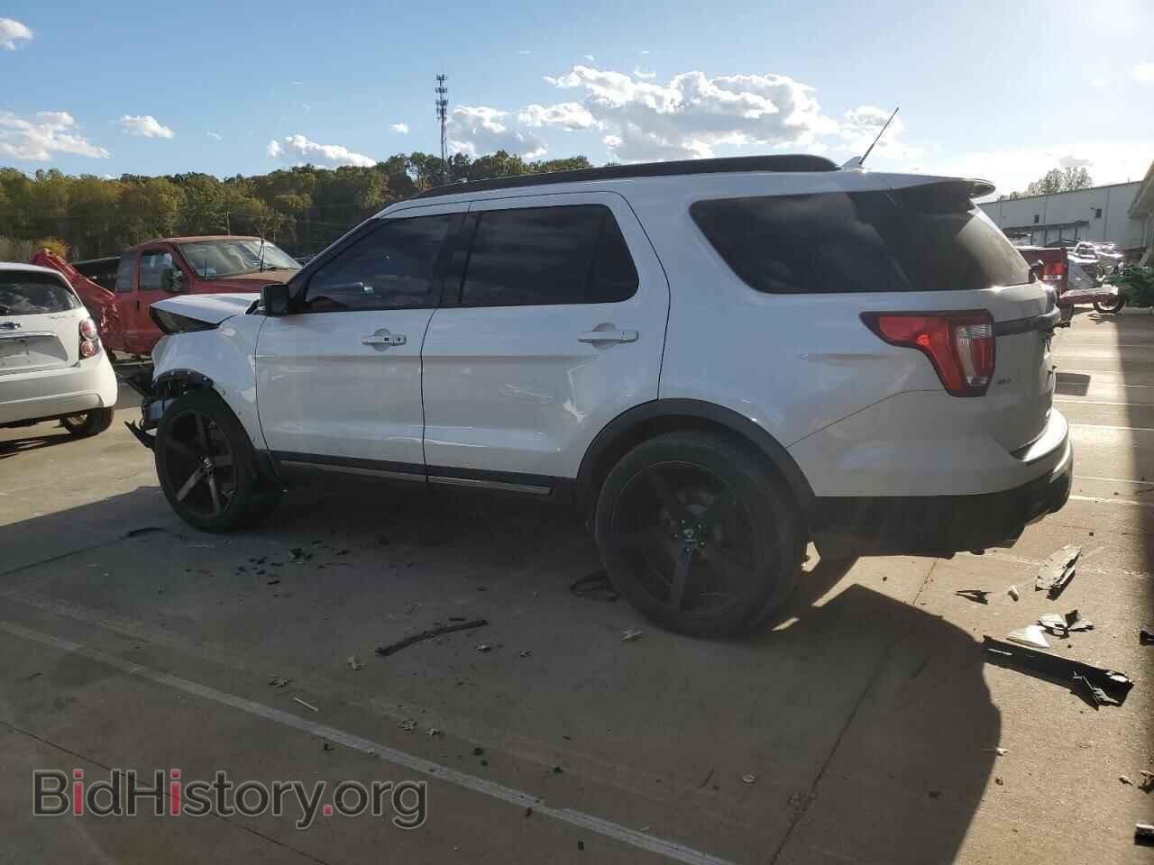 2018 FORD EXPLORER - VIN: 1FM5K7D81JGC40137 - Фото 2
