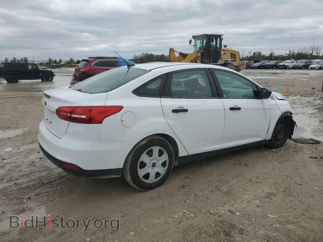 2018 FORD FOCUS - VIN: 1FADP3E2XJL311305 - Фото 3
