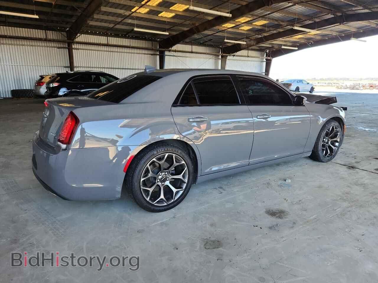 2017 CHRYSLER 300 - VIN: 2C3CCABG0HH665061 - Фото 3
