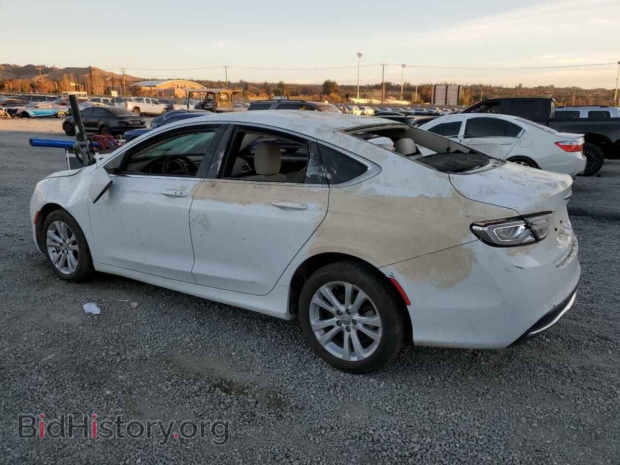 2015 CHRYSLER 200 - VIN: 1C3CCCAB0FN568741 - Фото 2
