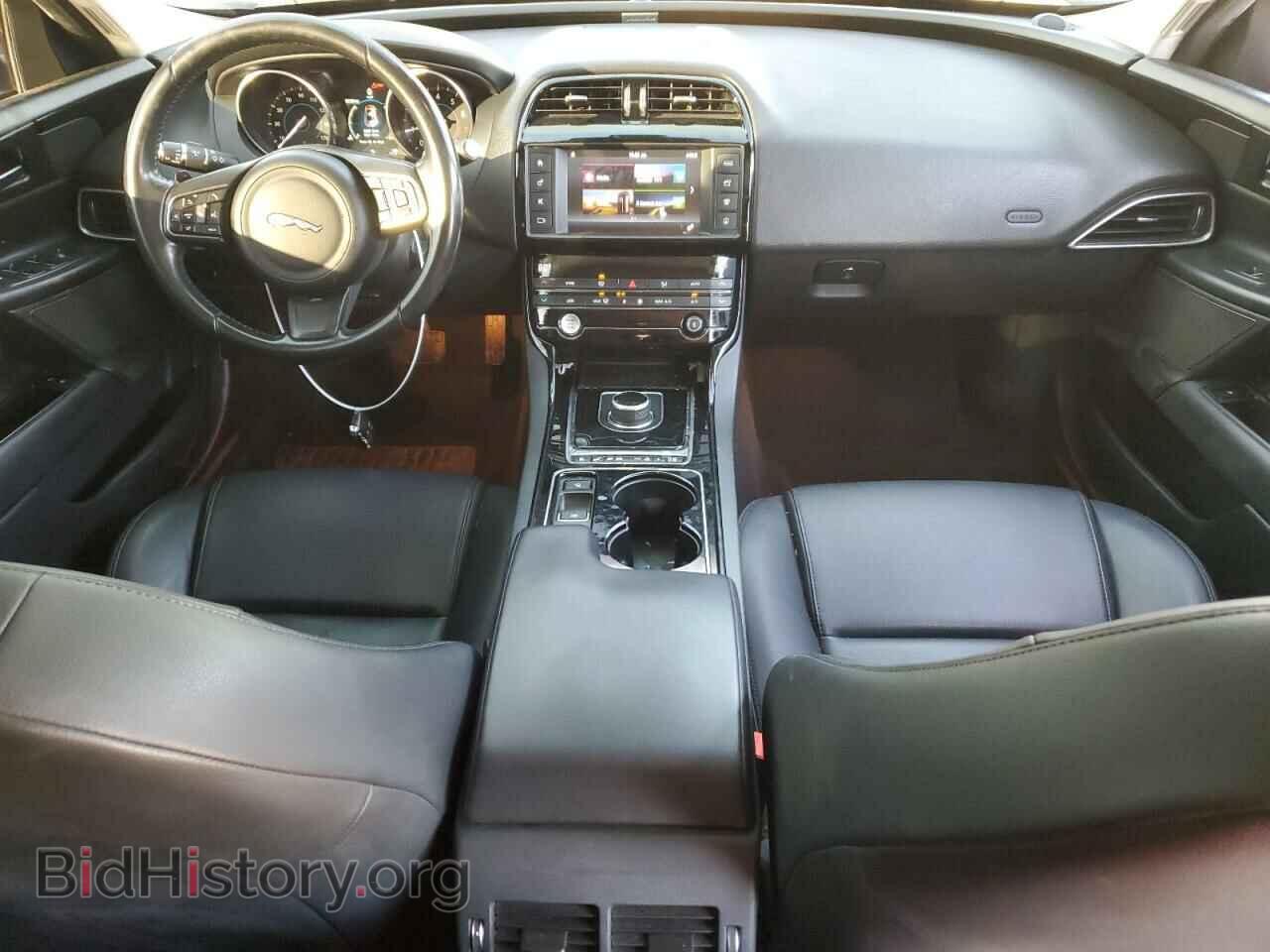2017 JAGUAR XE - VIN: SAJAR4BG3HA976776 - Фото 8
