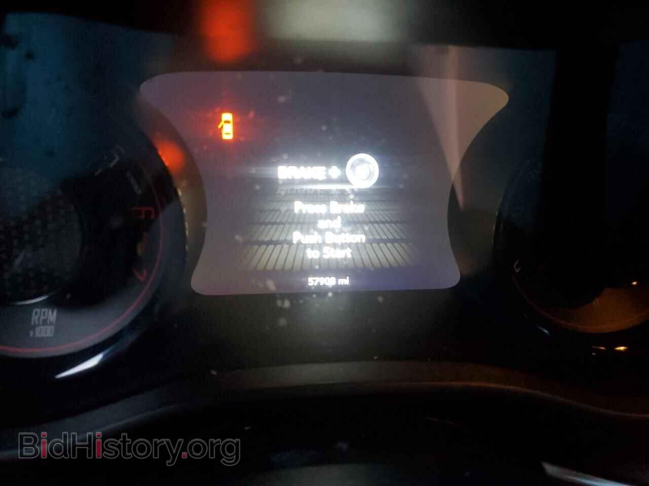 2018 DODGE CHALLENGER - VIN: 2C3CDZBTXJH112352 - Фото 9