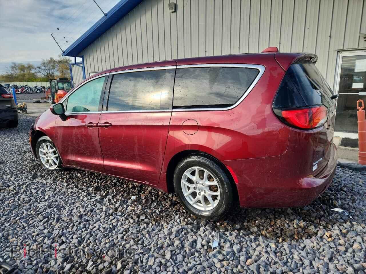2017 CHRYSLER PACIFICA - VIN: 2C4RC1DGXHR722931 - Фото 2