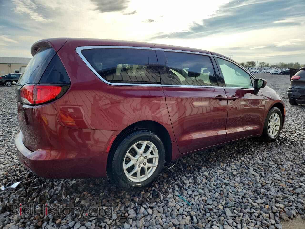 2017 CHRYSLER PACIFICA - VIN: 2C4RC1DGXHR722931 - Фото 3