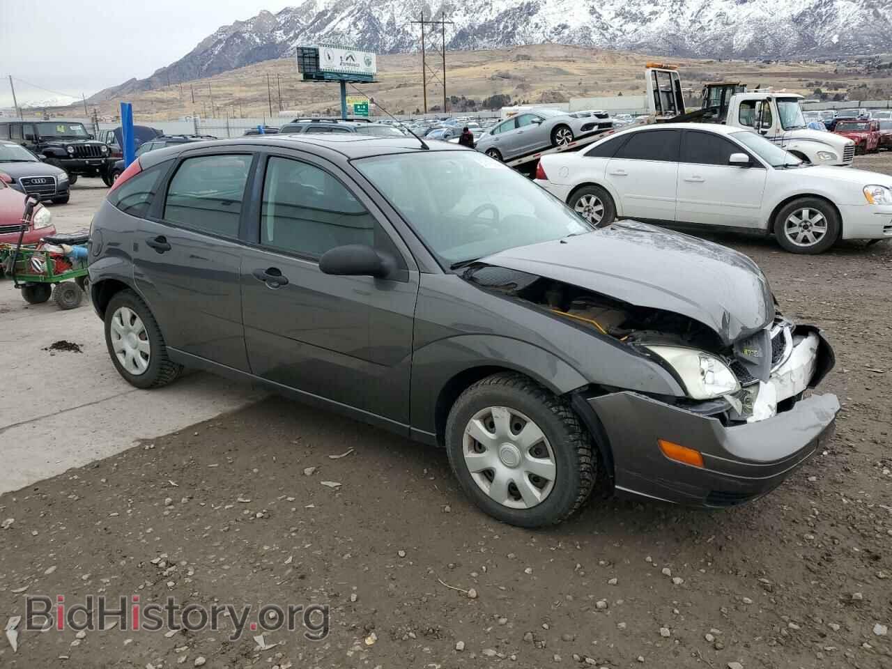 2005 FORD FOCUS - VIN: 3FAFP37N85R110901 - Фото 4
