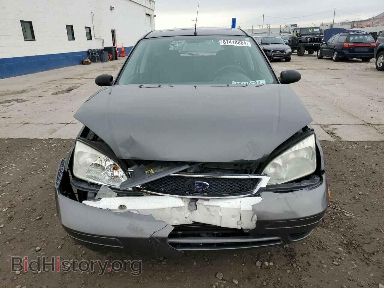 2005 FORD FOCUS - VIN: 3FAFP37N85R110901 - Фото 5