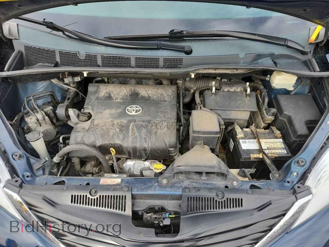 2011 TOYOTA All Models - VIN: 5TDKK3DC3BS044311 - Фото 12