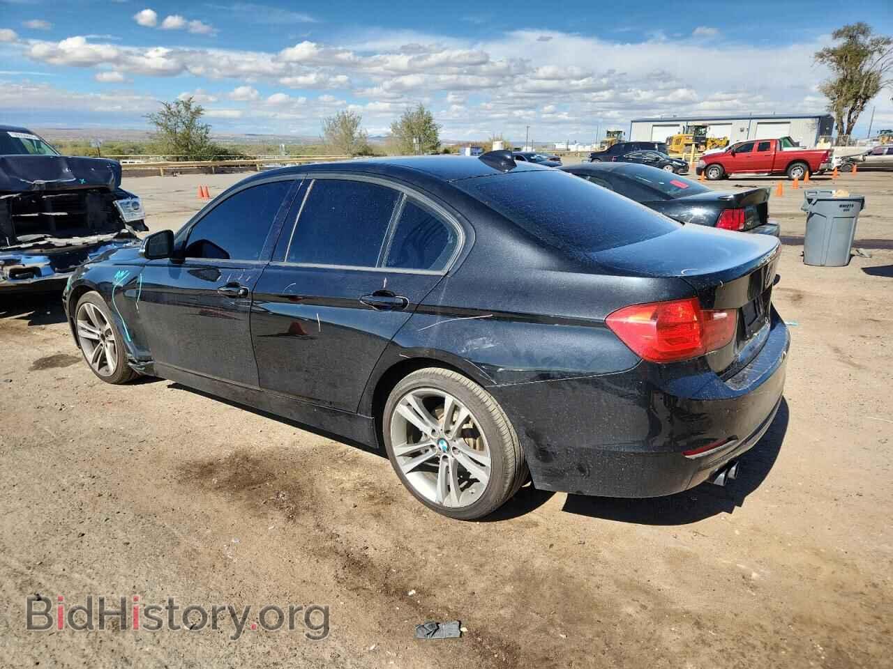 2013 BMW 3 SERIES - VIN: WBA3B3C53DF543164 - Photo 2