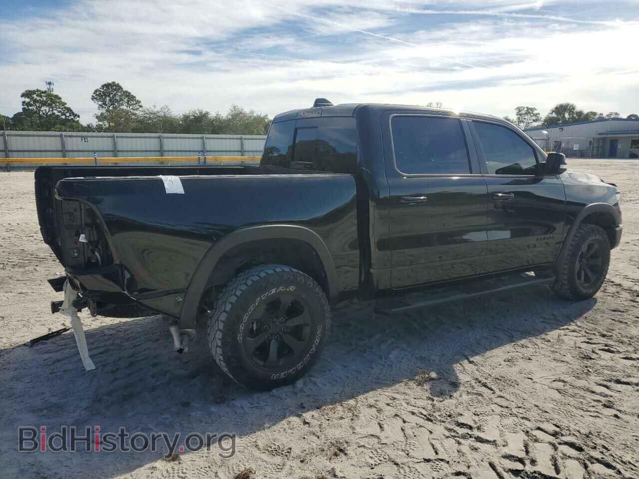 2021 RAM 1500 - VIN: 1C6SRFLT4MN684543 - Photo 3