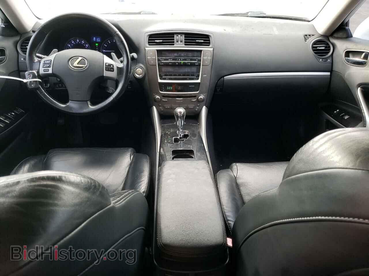 2011 LEXUS IS - VIN: JTHBF5C26B5151012 - Photo 8