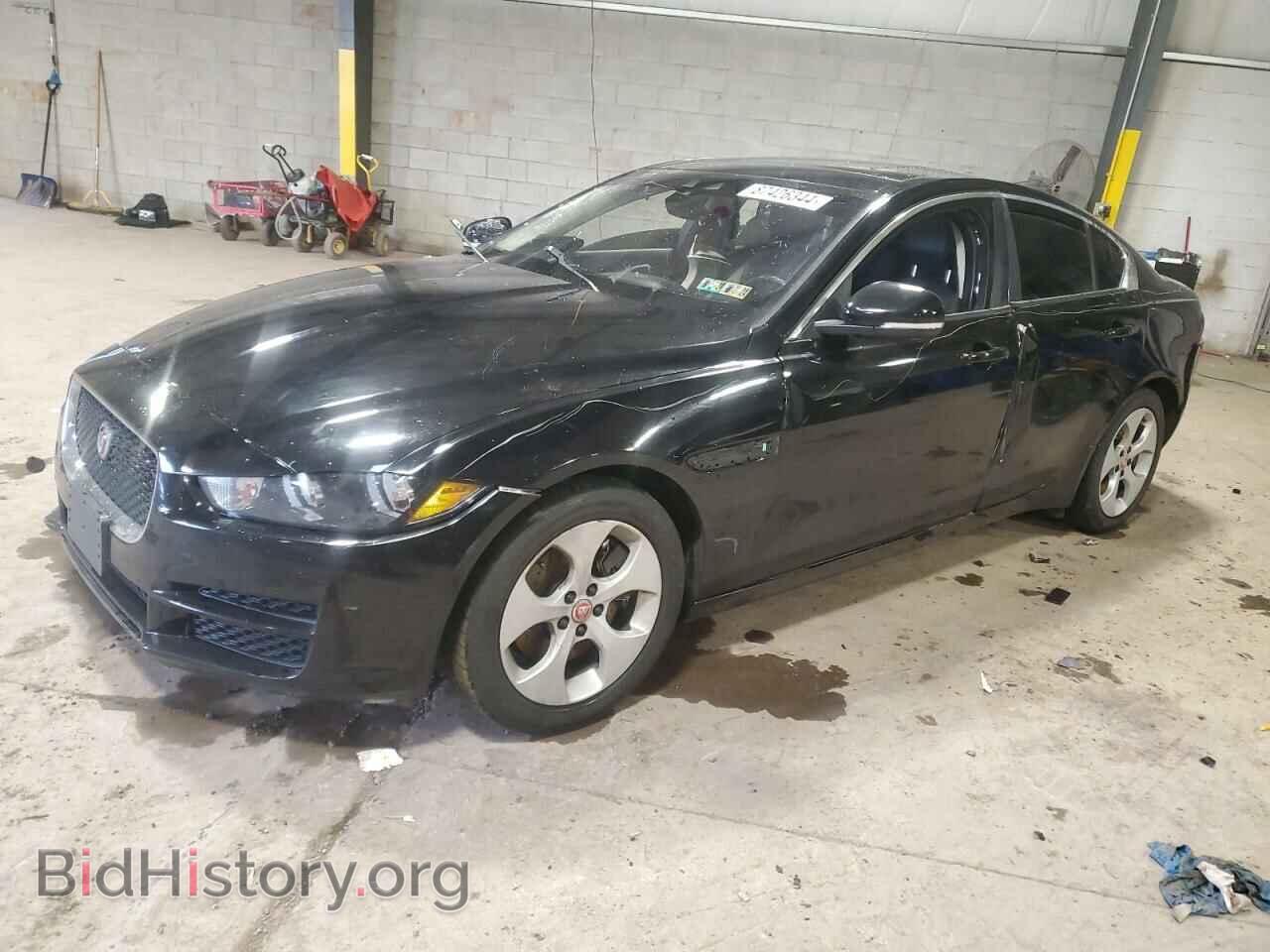 Photo SAJAR4BG6HA947076 - JAGUAR XE 2017