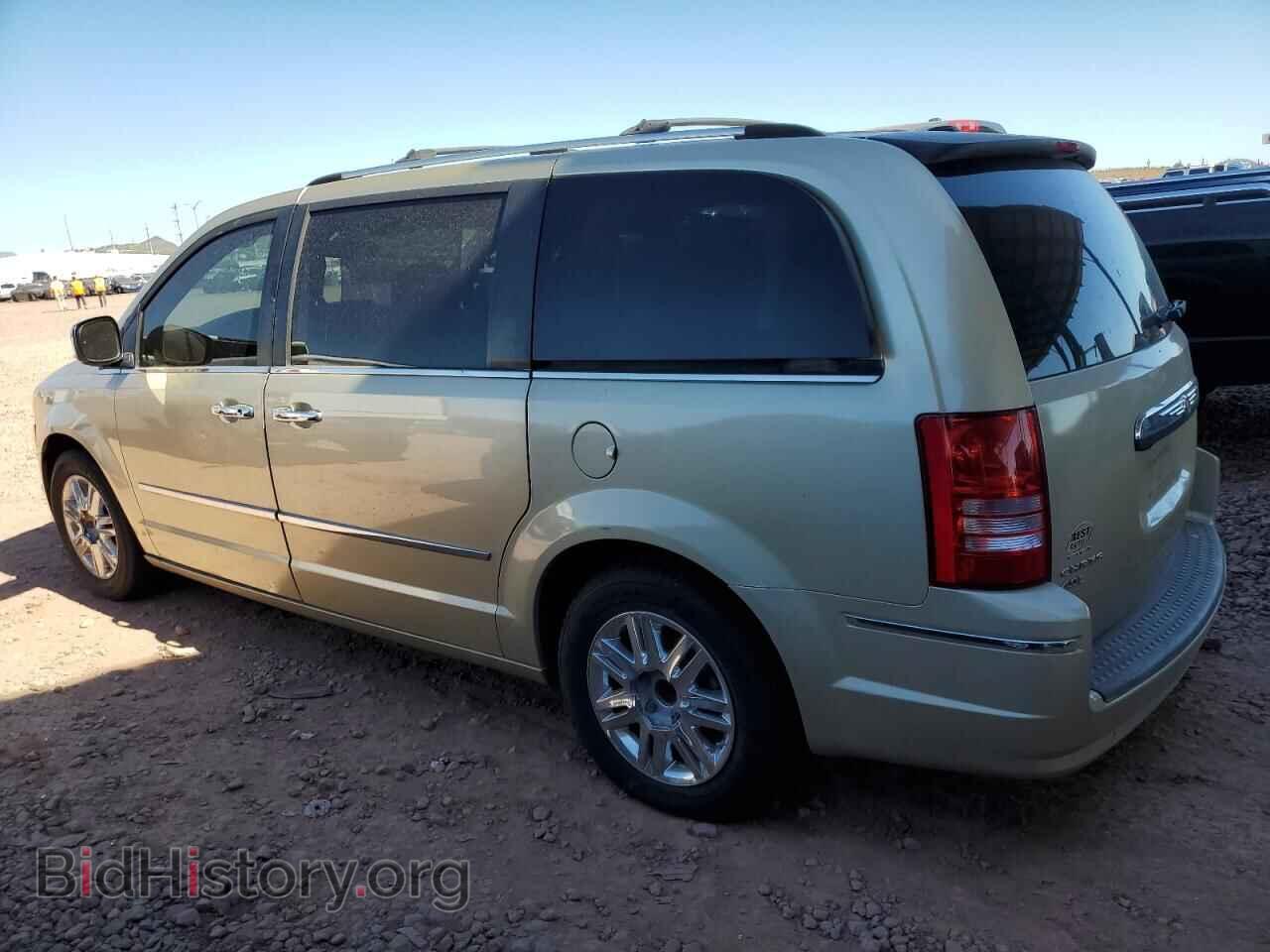 2010 CHRYSLER MINIVAN - VIN: 2A4RR7DX7AR333357 - Фото 2