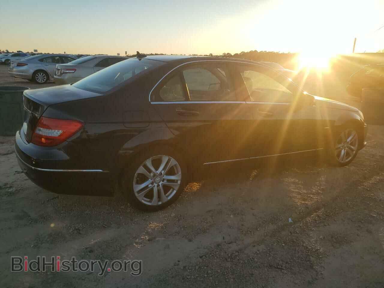 2012 MERCEDES-BENZ C-CLASS - VIN: WDDGF4HB2CA664153 - Фото 3