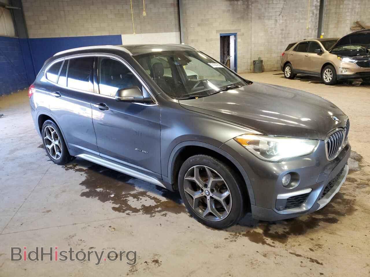 2017 BMW X1 - VIN: WBXHT3C33H5F84917 - Фото 4