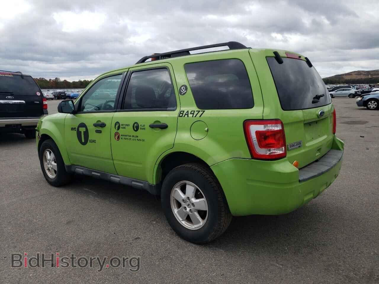 2011 FORD ESCAPE - VIN: 1FMCU0D70BKB86005 - Фото 2