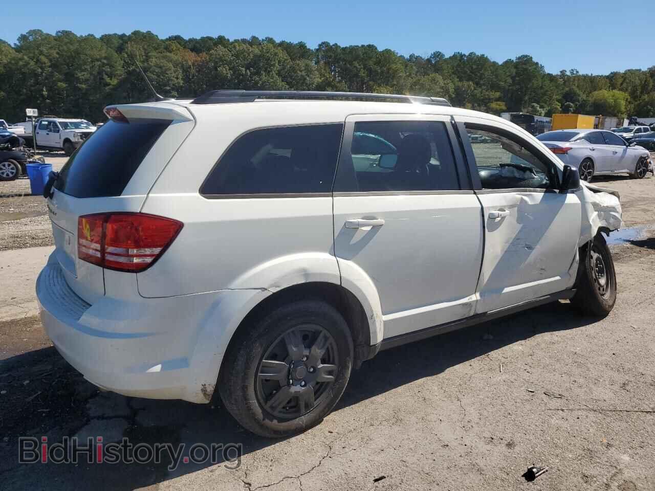 2018 DODGE JOURNEY - VIN: 3C4PDCABXJT276873 - Фото 3