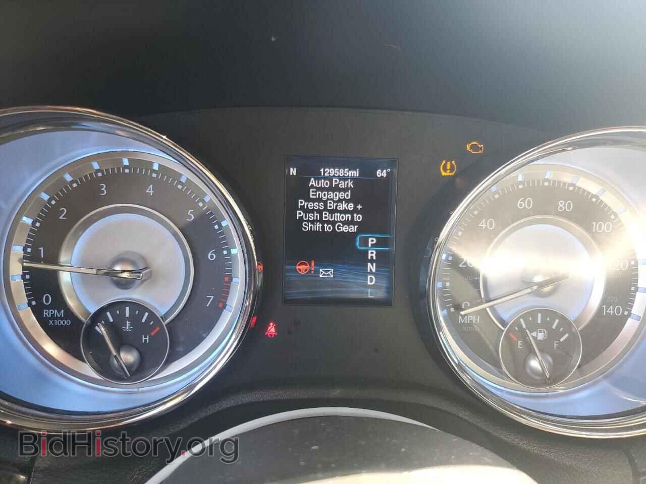 2014 CHRYSLER 300 - VIN: 2C3CCAKG3EH201211 - Фото 9