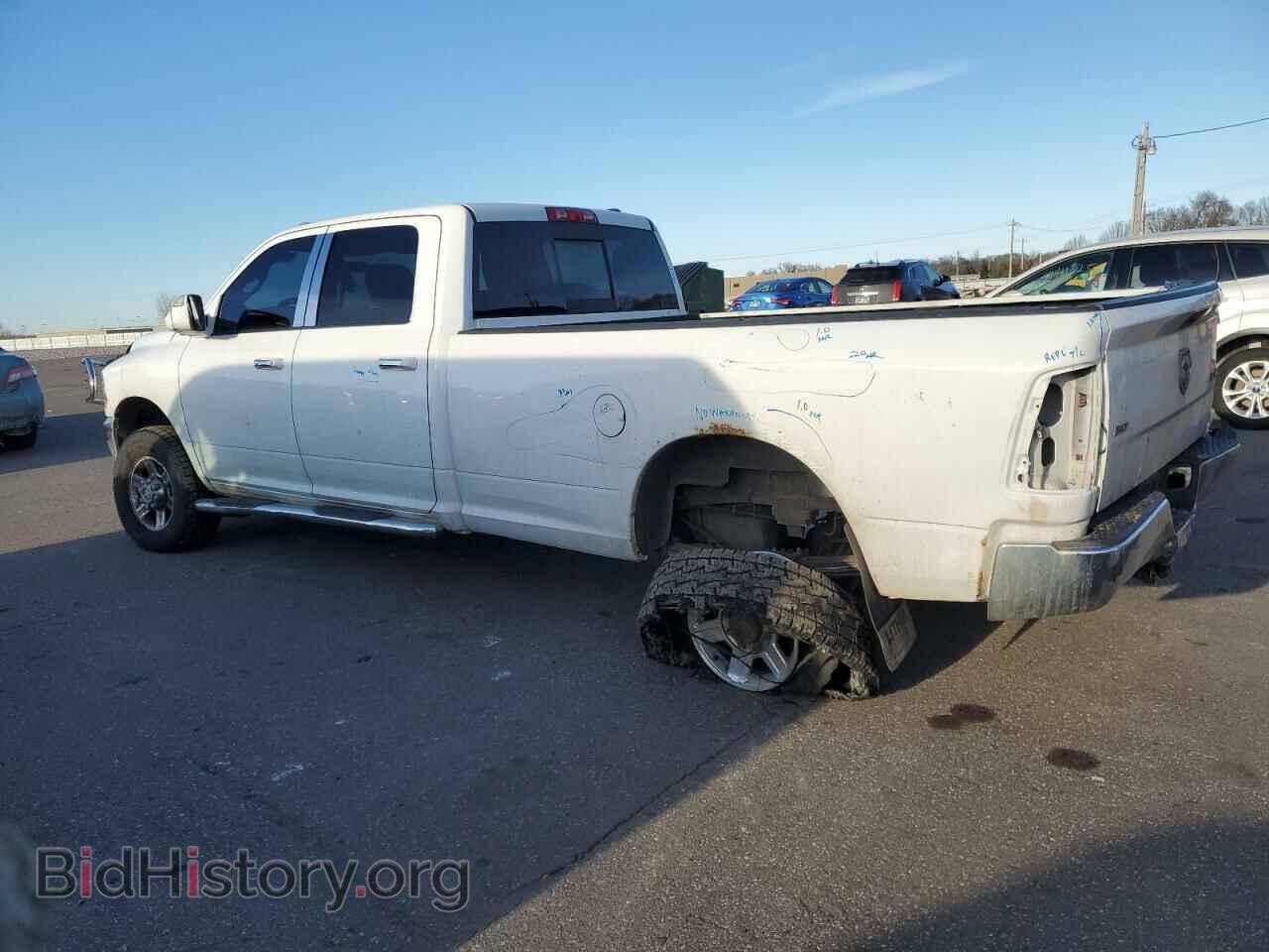 2011 DODGE All Models - VIN: 3D7UT2CL0BG609622 - Фото 2