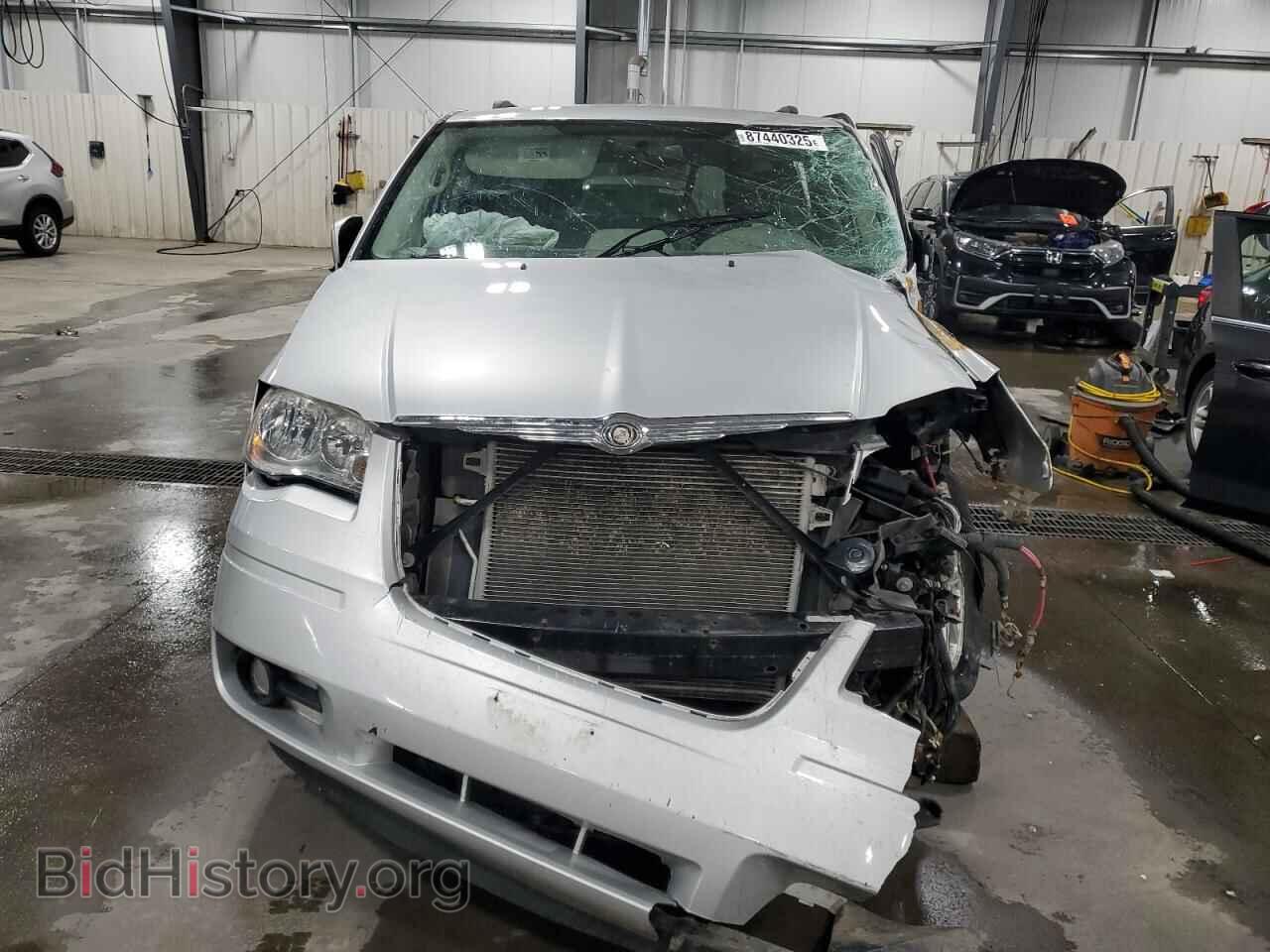 2010 CHRYSLER MINIVAN - VIN: 2A4RR5D18AR494039 - Фото 5