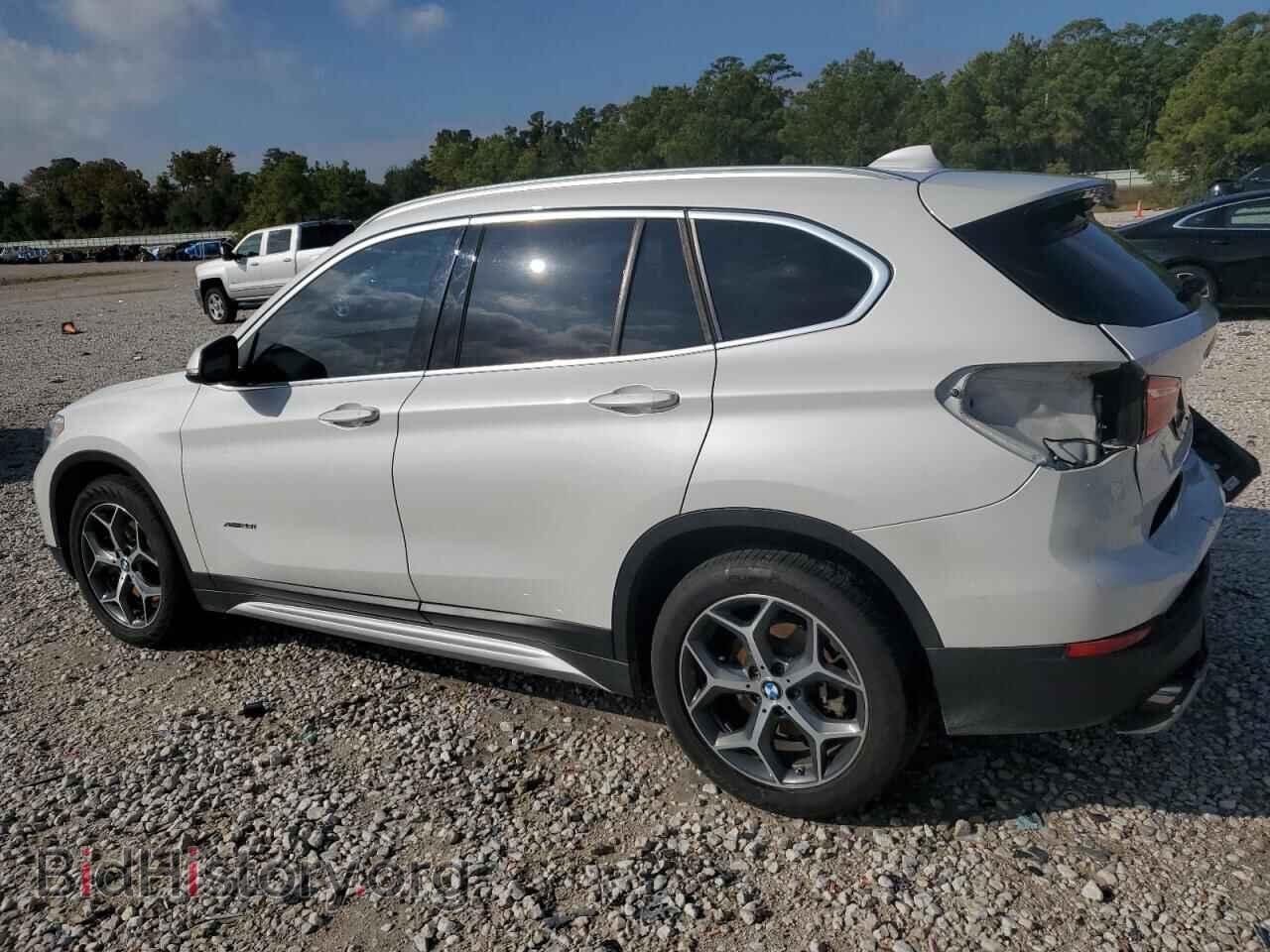 2018 BMW X1 - VIN: WBXHT3C39J5K25431 - Фото 2