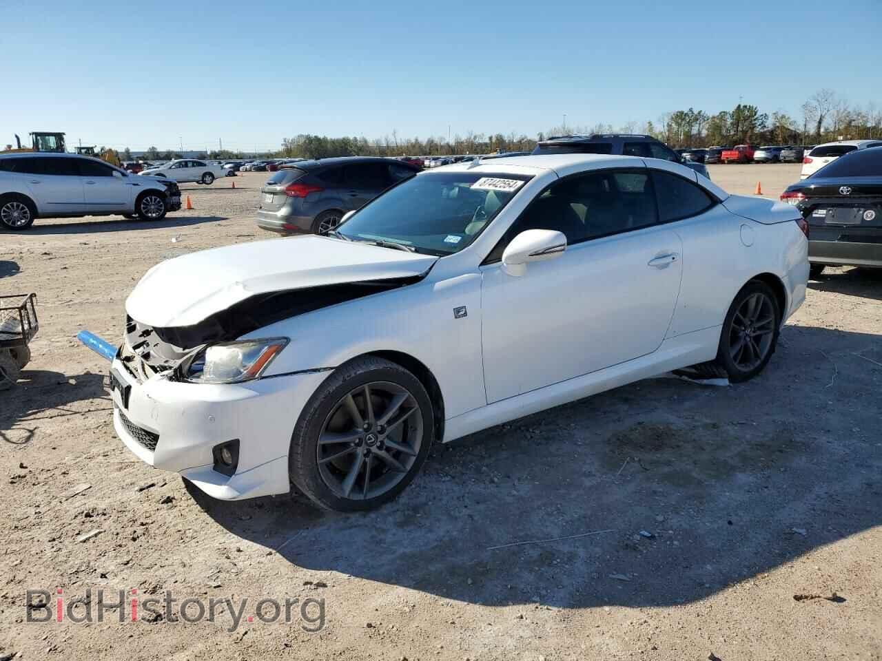 Фотография JTHFE2C2XF2511053 - LEXUS IS 2015