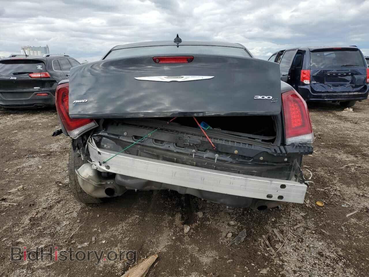2019 CHRYSLER 300 - VIN: 2C3CCAGG7KH648922 - Photo 6