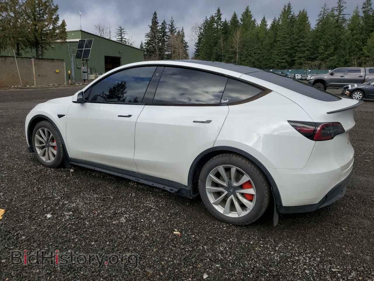 2022 TESLA MODEL Y - VIN: 7SAYGDEF9NF457436 - Photo 2