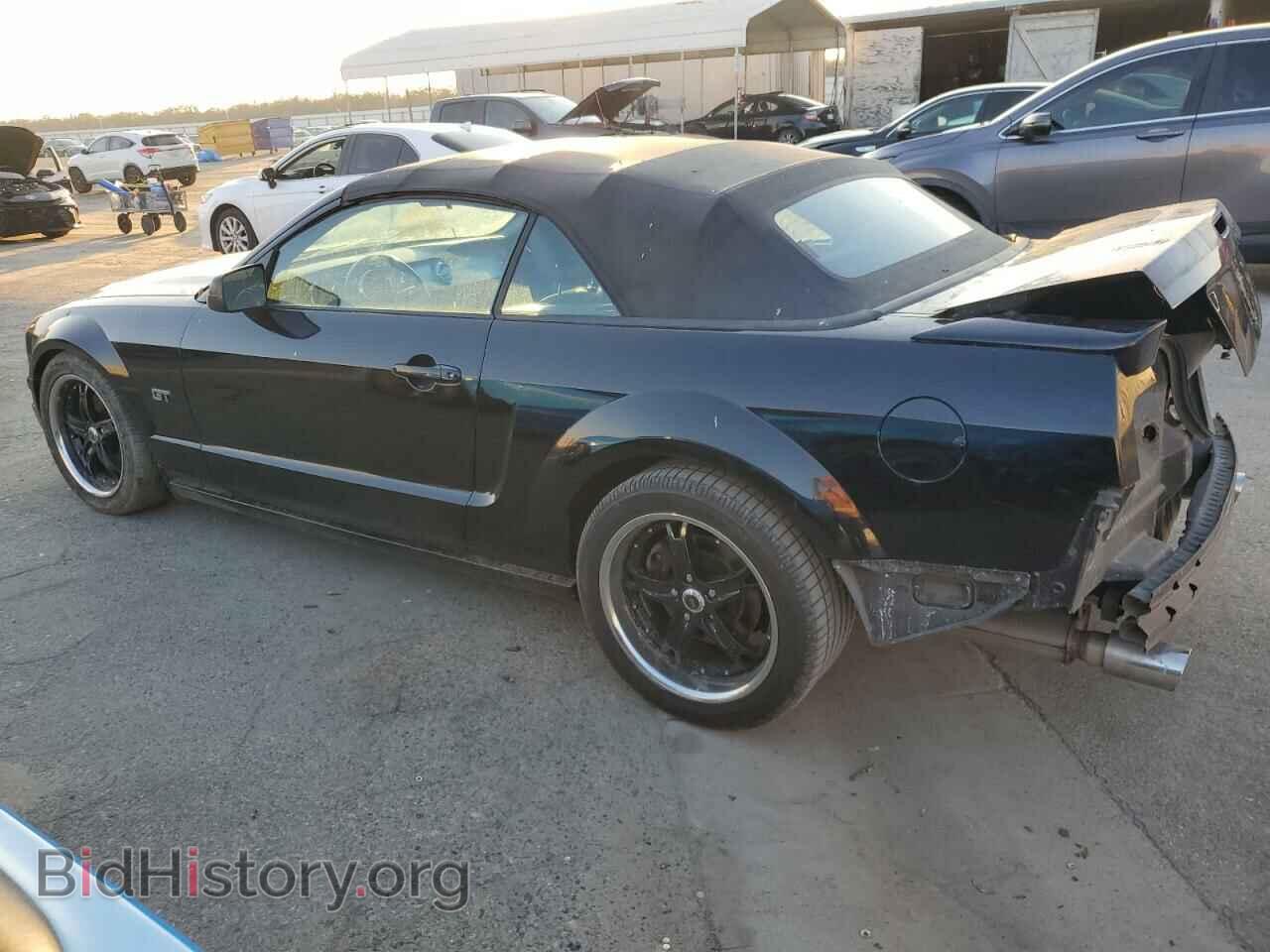 2005 FORD MUSTANG - VIN: 1ZVFT85H155208989 - Фото 2
