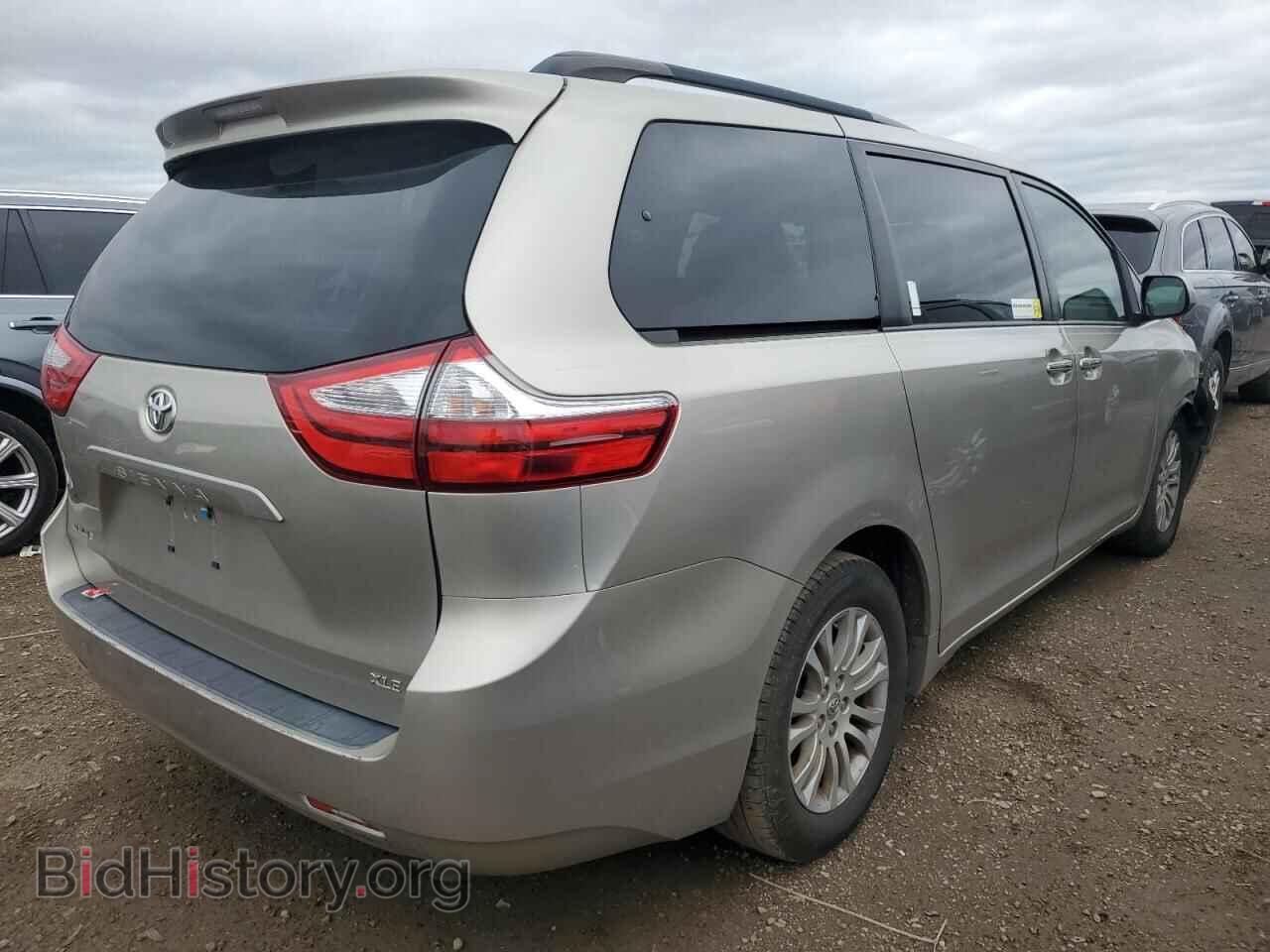 2017 TOYOTA All Models - VIN: 5TDYZ3DC7HS801676 - Фото 3