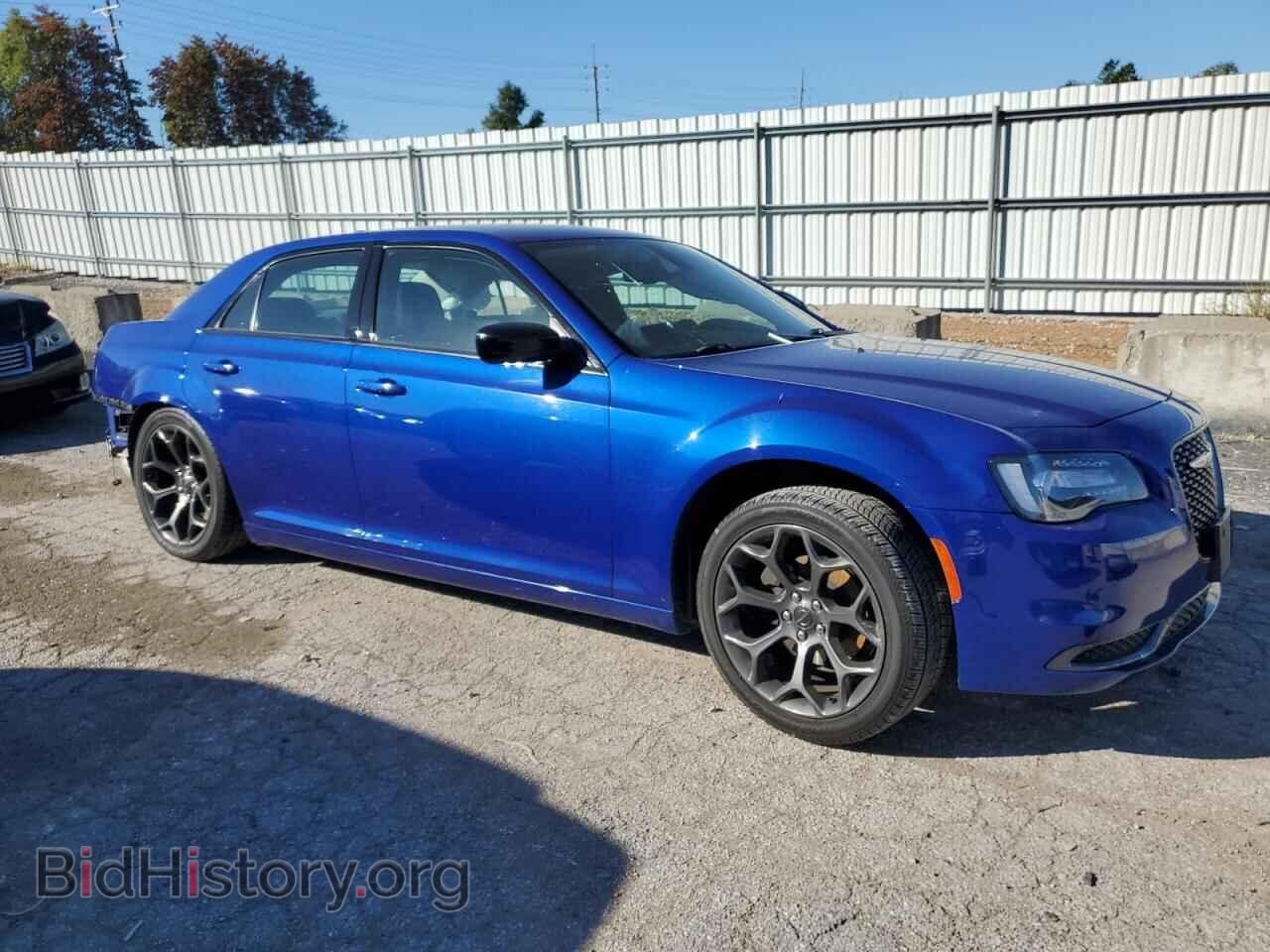 2019 CHRYSLER 300 - VIN: 2C3CCAAG9KH601643 - Фото 4