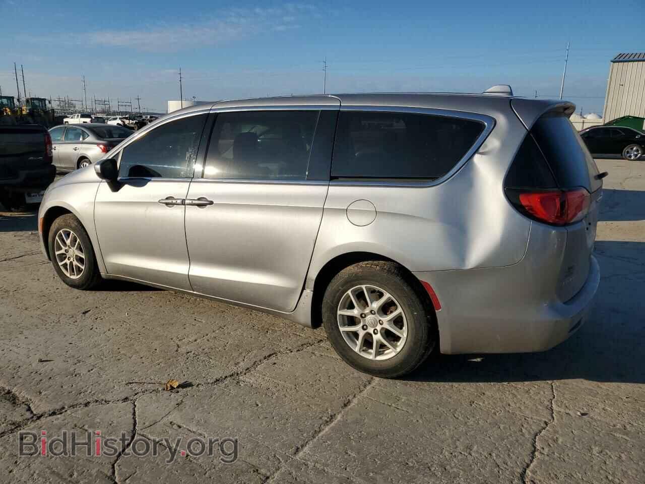 2017 CHRYSLER PACIFICA - VIN: 2C4RC1DGXHR610176 - Фото 2
