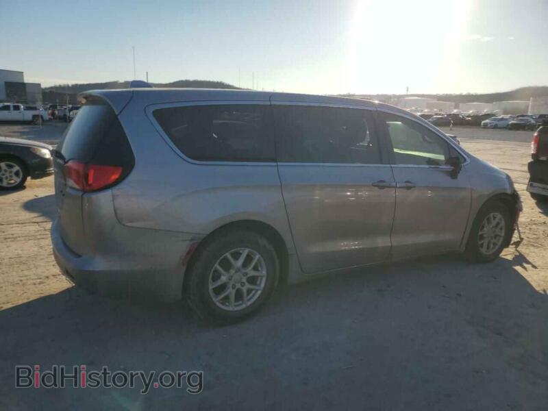 2017 Chrysler PACIFICA (VIN 2C4RC1DGXHR610176) — photo 3 of 13
