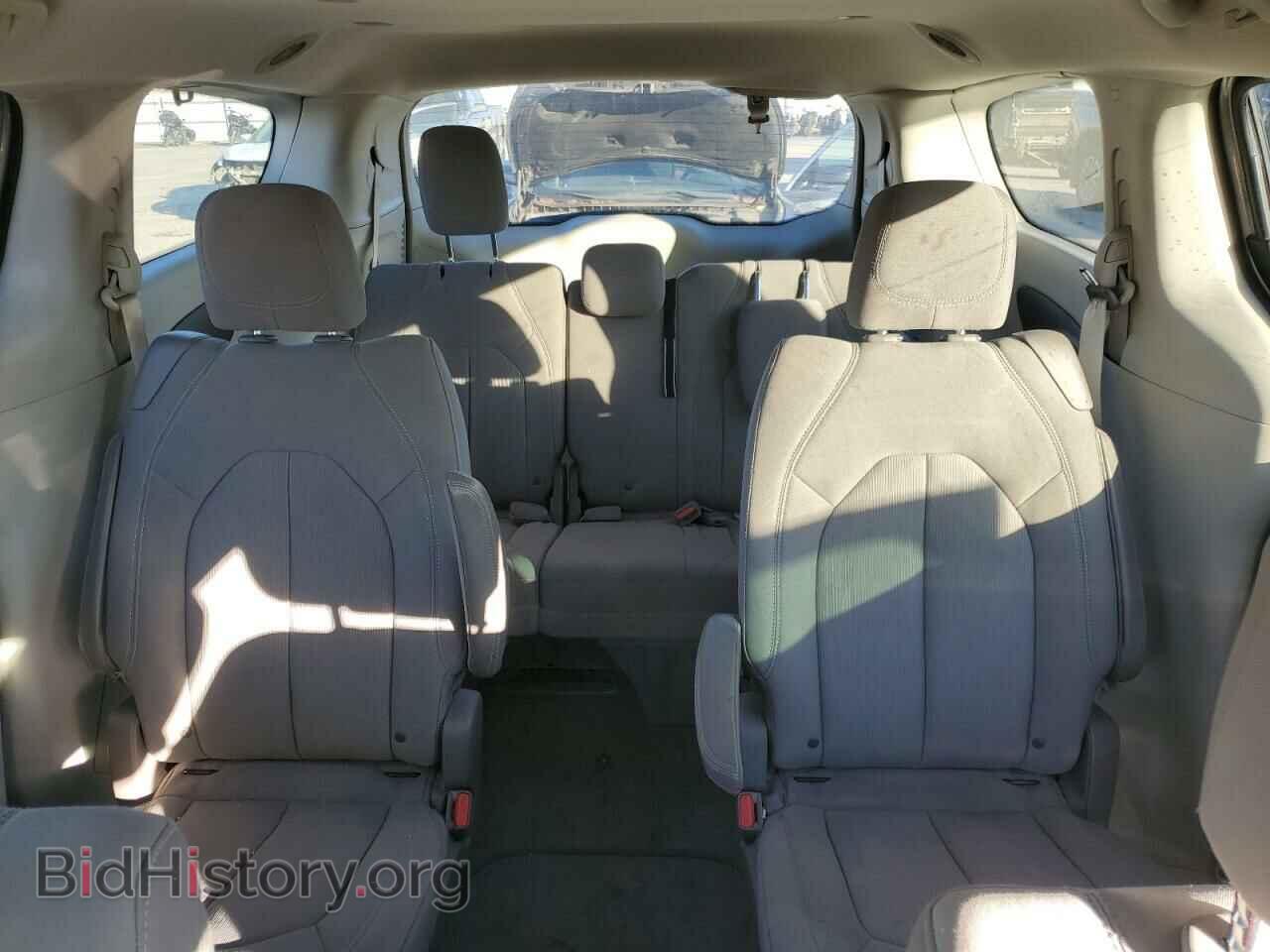 2017 CHRYSLER PACIFICA - VIN: 2C4RC1DGXHR610176 - Фото 10