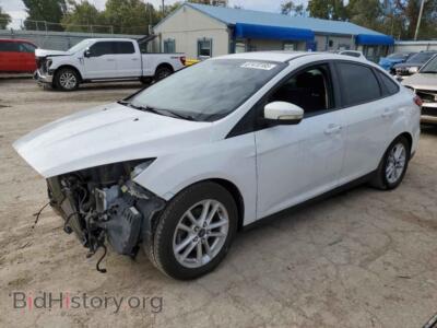 2015 Ford FOCUS SE, white — VIN 1FADP3F2XFL335142, Copart