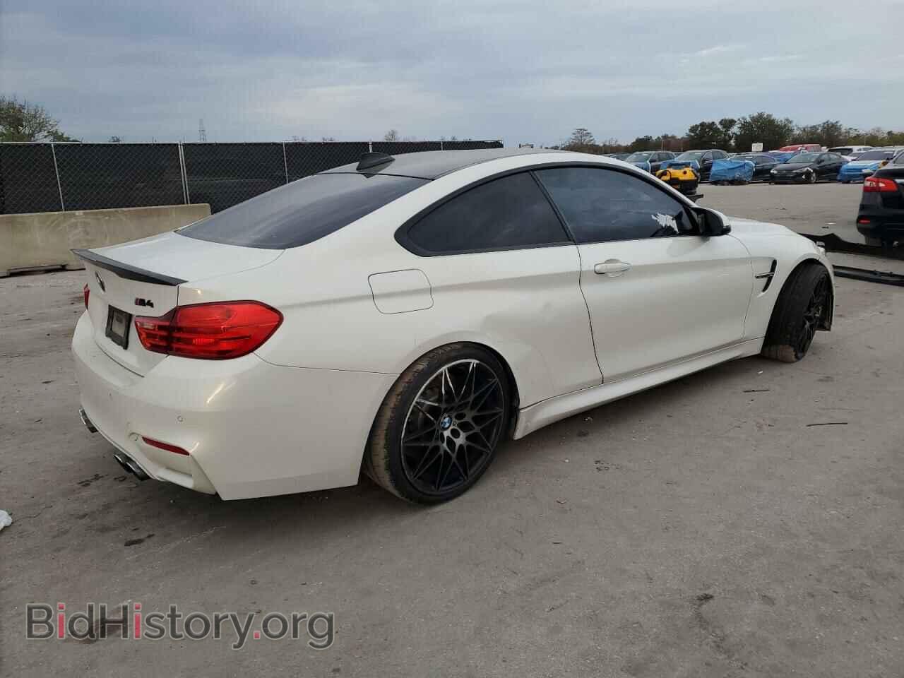2016 BMW M4 - VIN: WBS3R9C57GK336993 - Фото 3
