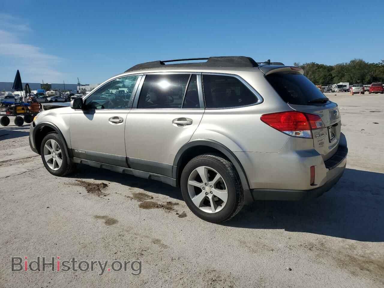 2014 SUBARU OUTBACK - VIN: 4S4BRCCC8E3282458 - Фото 2