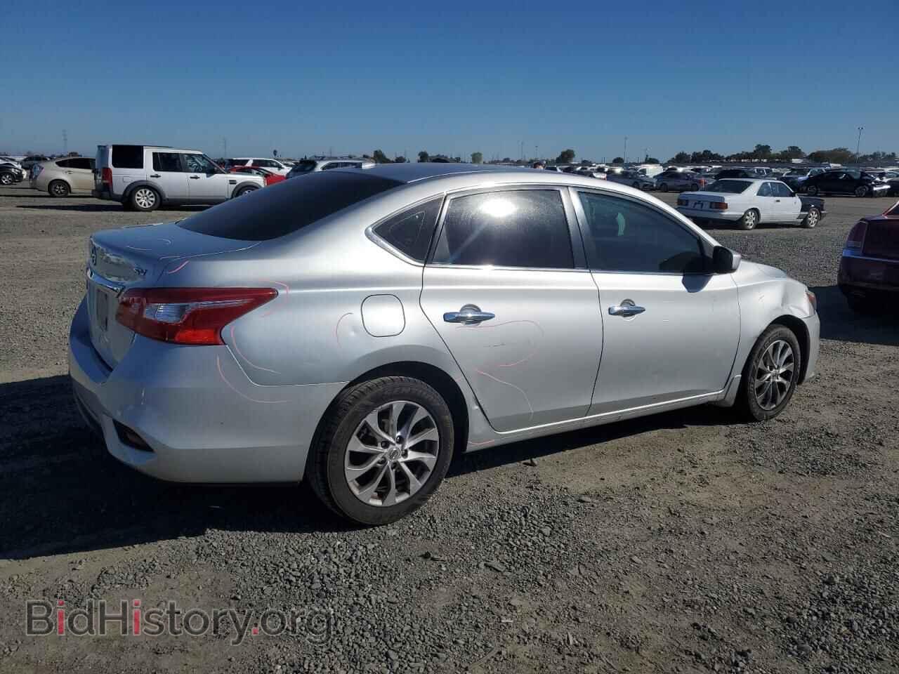2019 NISSAN SENTRA - VIN: 3N1AB7AP1KY422843 - Фото 3
