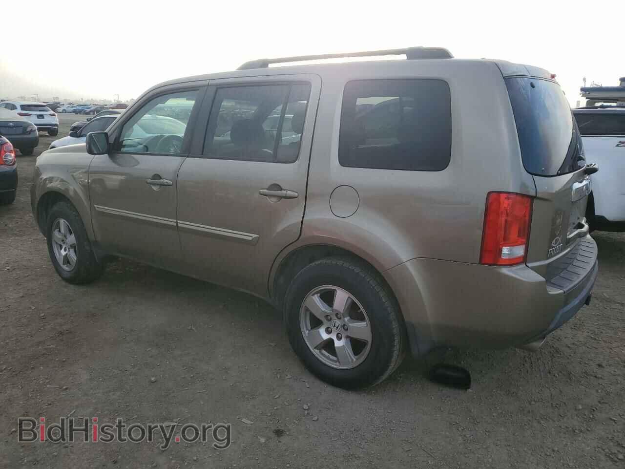 2011 HONDA PILOT - VIN: 5FNYF3H46BB006108 - Photo 2