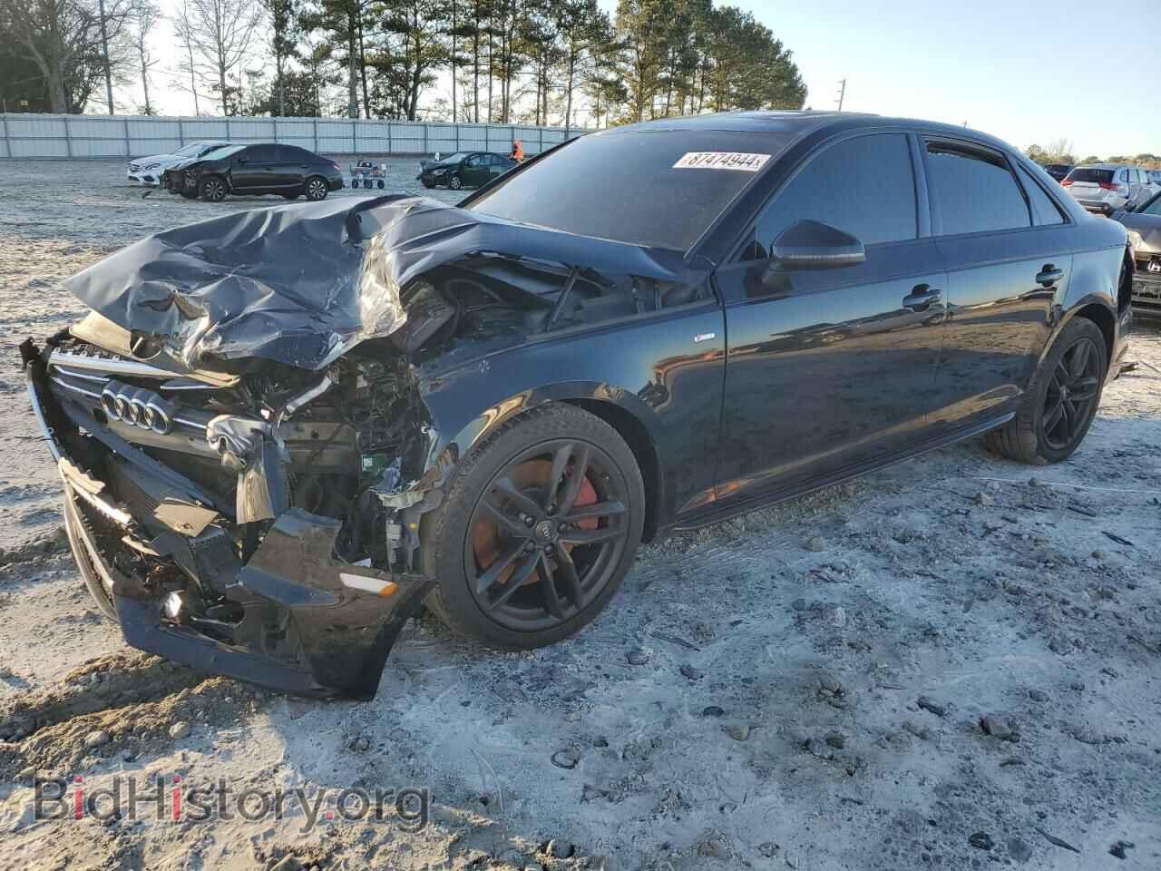 Фотография WAUDNAF41HN056446 - AUDI A4 2017