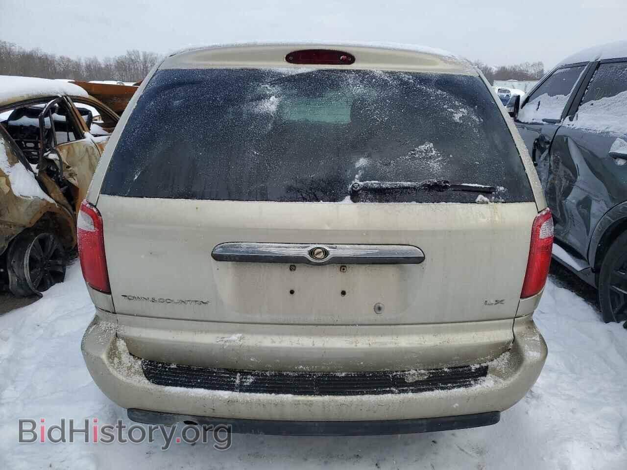2006 CHRYSLER MINIVAN - VIN: 2A4GP44R76R716347 - Фото 6