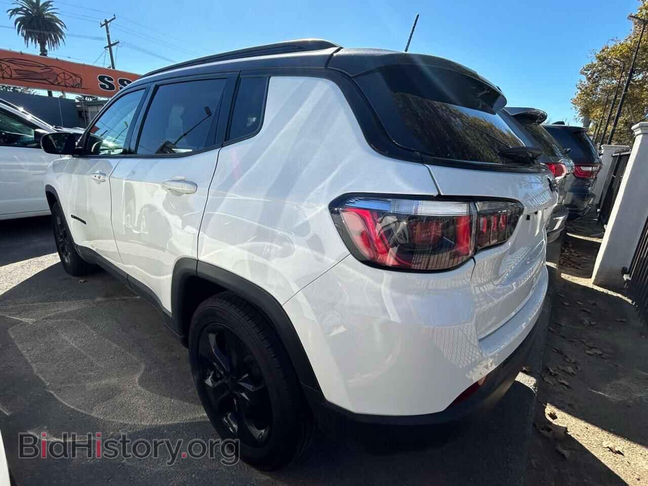 2018 JEEP COMPASS - VIN: 3C4NJCBB6JT407196 - Фото 3