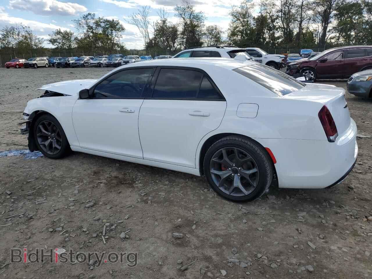 2021 CHRYSLER 300 - VIN: 2C3CCABG1MH545943 - Фото 2