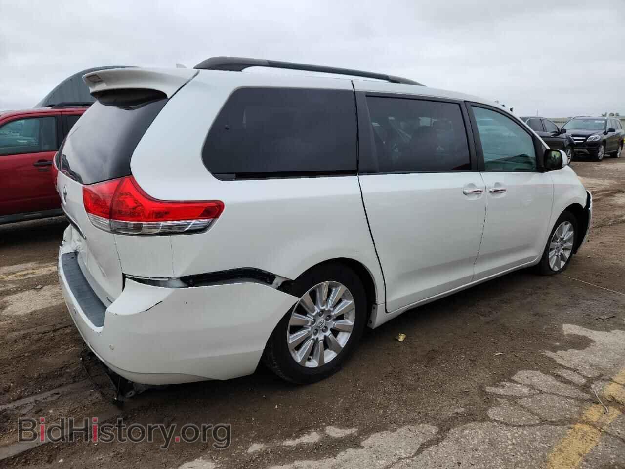 2011 TOYOTA All Models - VIN: 5TDYK3DC7BS024945 - Фото 3